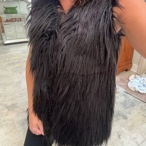 Francesca's Collections Black Faux Fur Vest